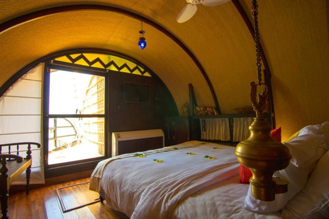 Zimmer Dona House Boats at Alappuzha