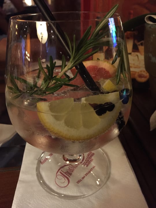 Bar Theresa - Wellness & Genießer Hotel