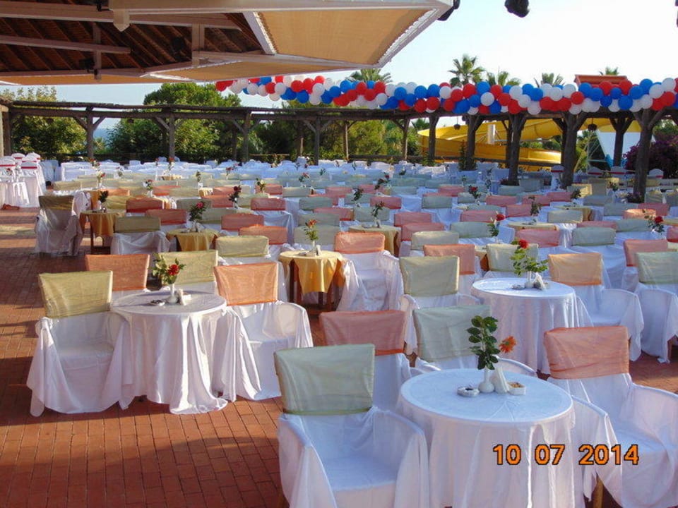 Galaabend  Hotel Defne Garden