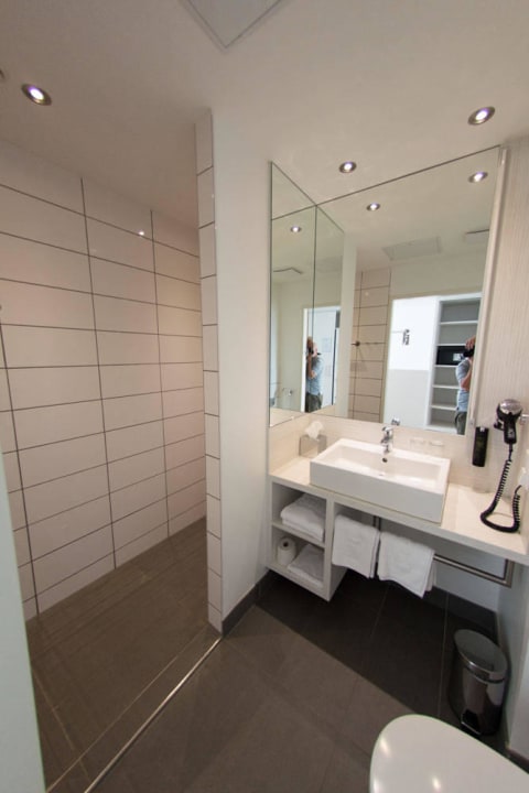 Bad Hotel Zeitgeist Vienna Hauptbahnhof