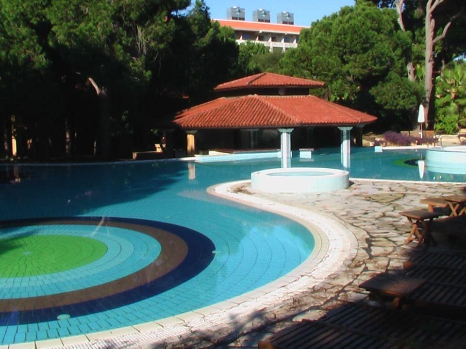 Relaxpool 2 mit Swim-up-Bar Asteria Family Belek