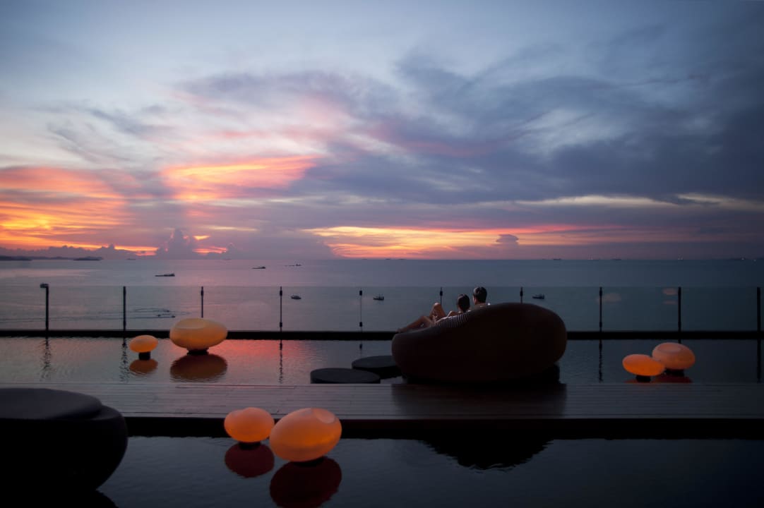 14.Hilton Pattaya_Drift - Sunset Hilton Pattaya