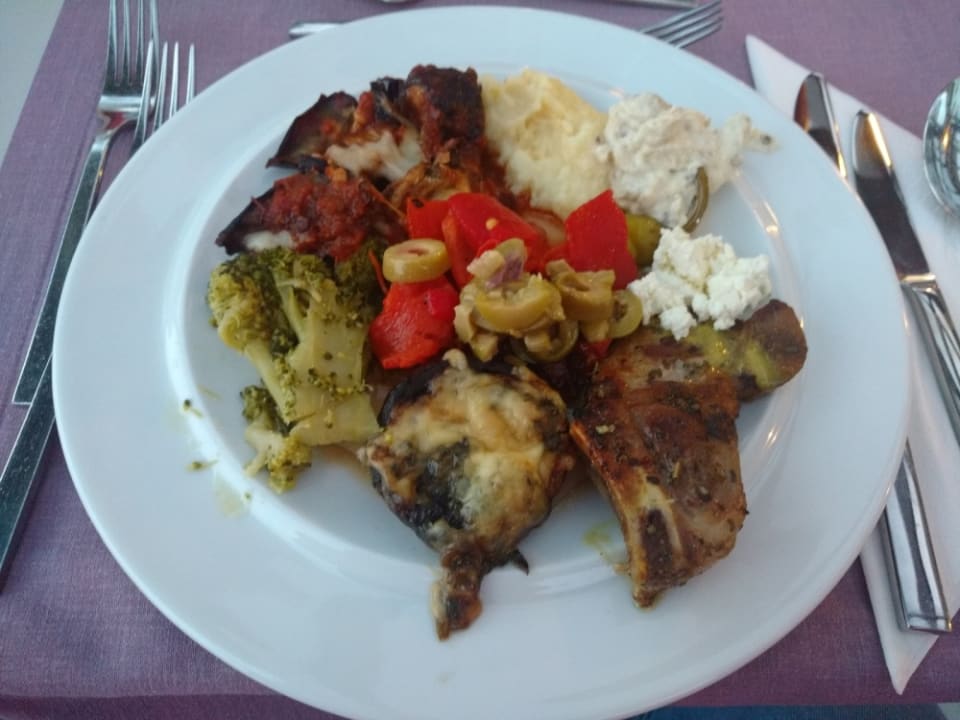 Gastro Alianthos Garden Hotel