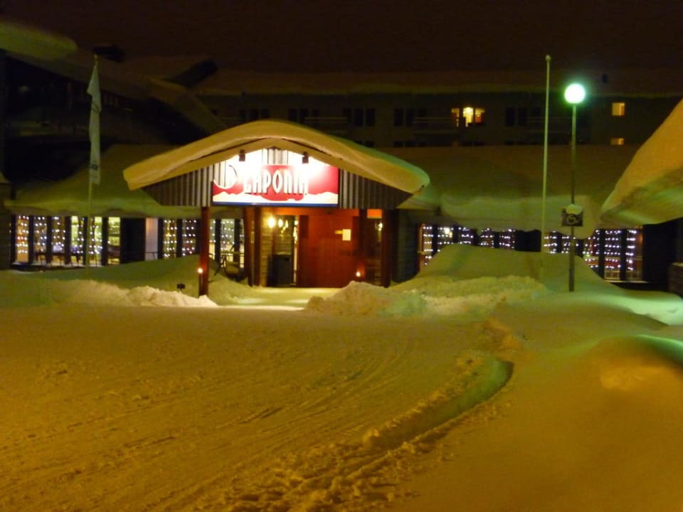 Haupteingang Hotel Laponia