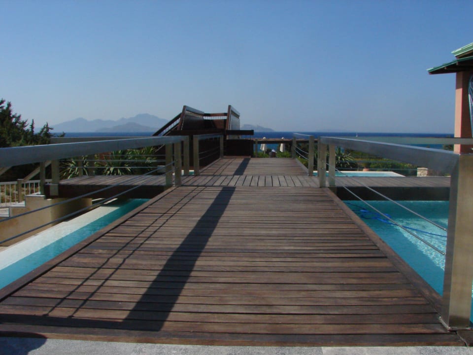 Steg zum Strand Atlantica Belvedere Resort