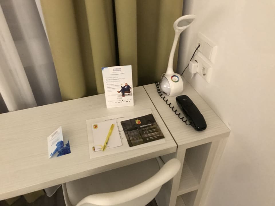 Zimmer Super 8 by Wyndham Munich City West