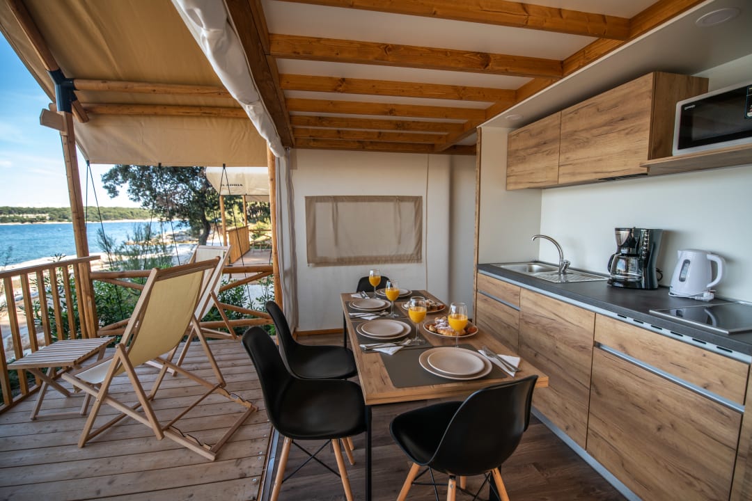 Zimmer Arena Stoja Mobile Homes