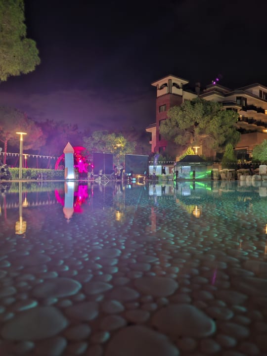 Pool Xanadu Resort Hotel