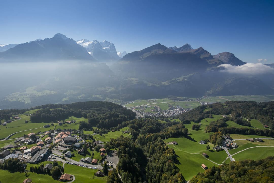 Wunderbare Aussicht über das Haslital Das Hotel Panorama