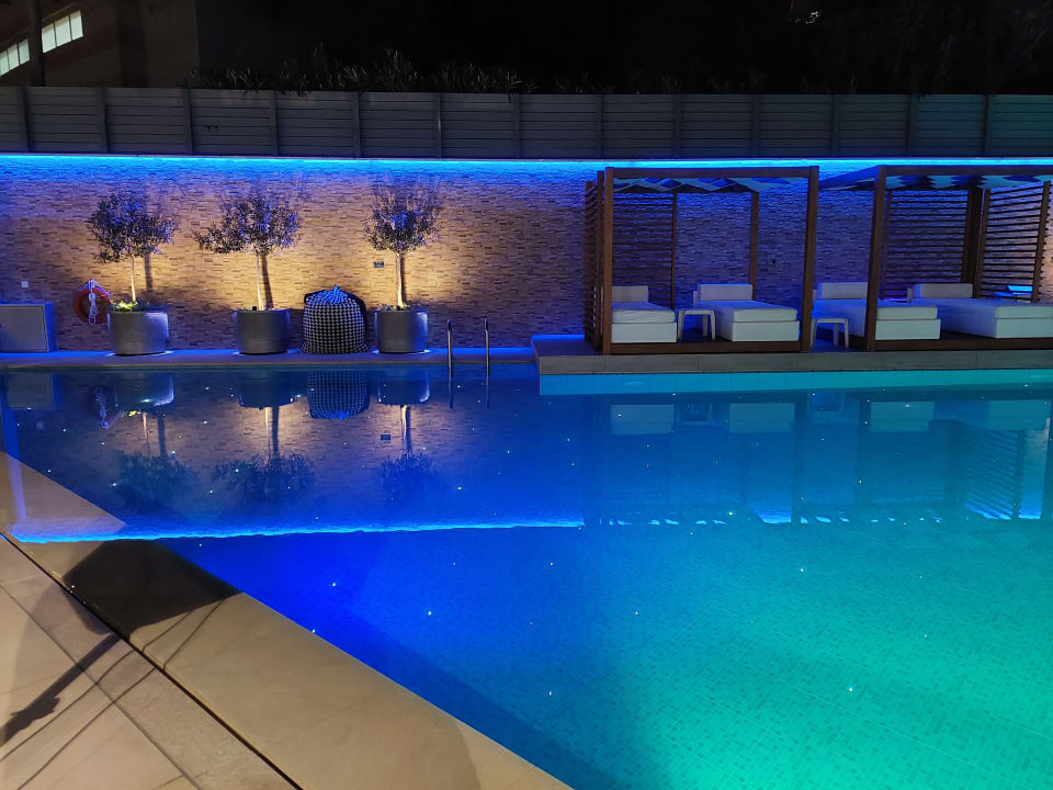 Pool Bio Suites Hotel