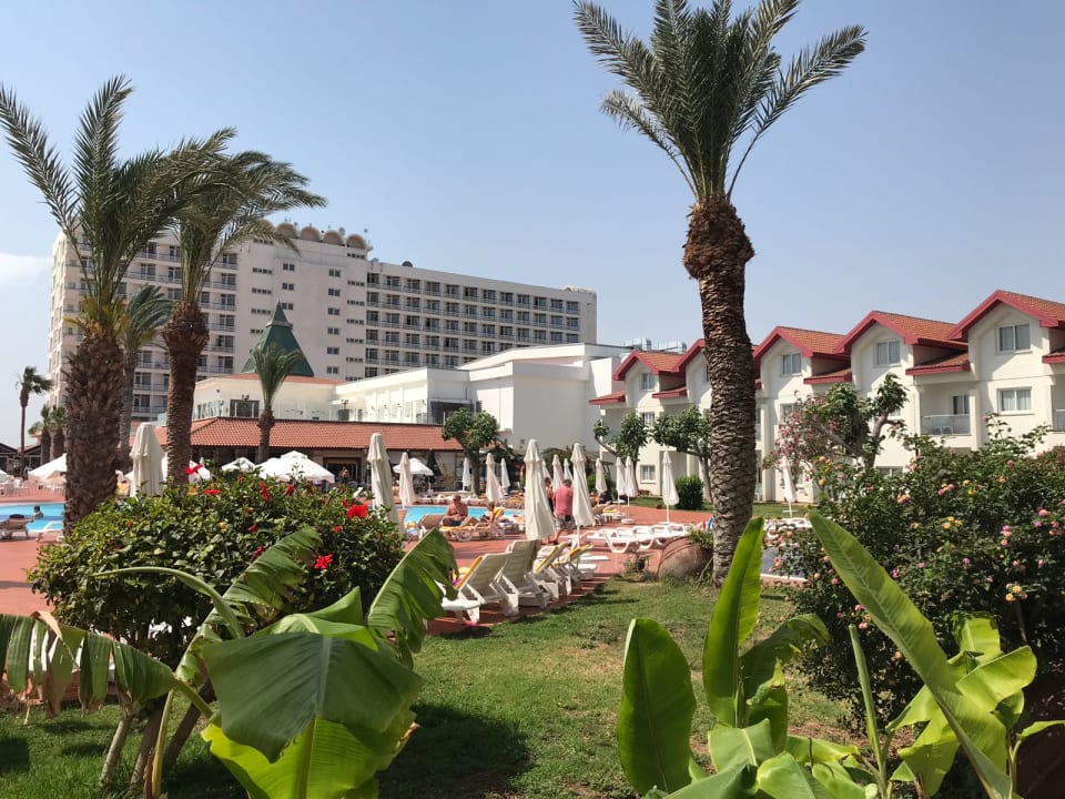 Gartenanlage Salamis Bay Conti Resort Hotel & Casino