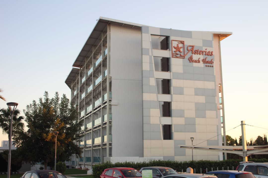 Außenansicht Asterias Beach