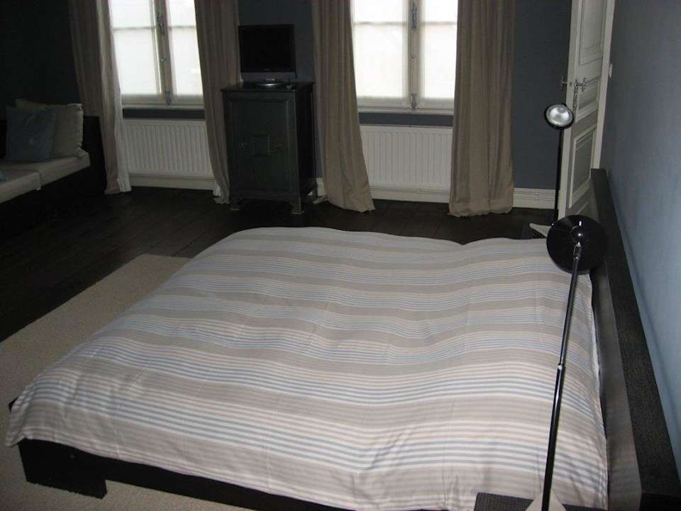 Doppelbett Hotel Dusk till dawn - The red spot