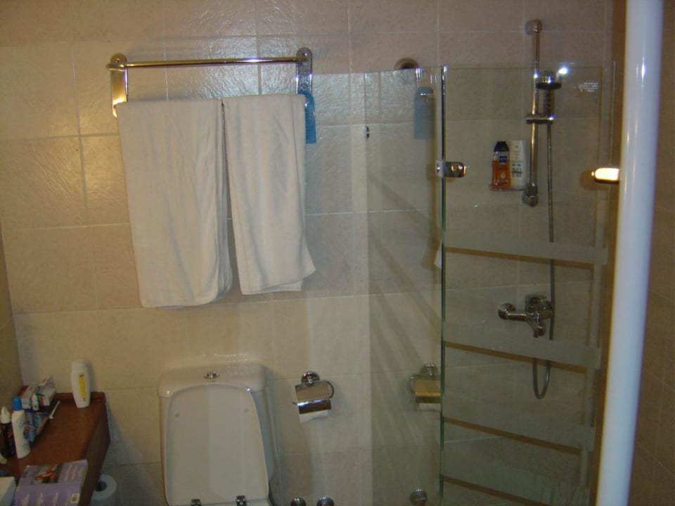 WC und Dusche Parrotel Beach Resort