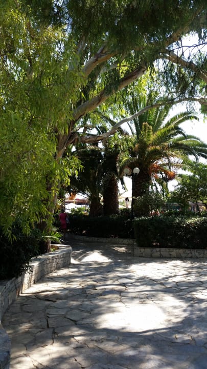 Garten Apollonia Beach Resort & Spa