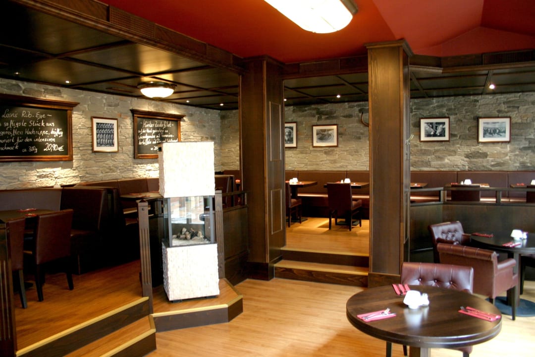 Restaurant Leon's Hotel Aalreuse