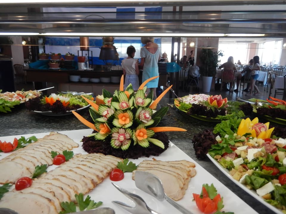 Ein Teil vom Abendbuffet Fodele Beach & Water Park Holiday Resort