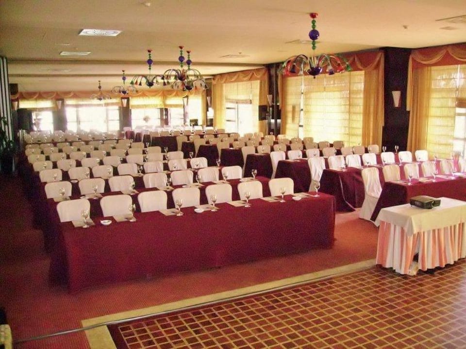 Dalí Meeting Room Gran Hotel Las Rozas