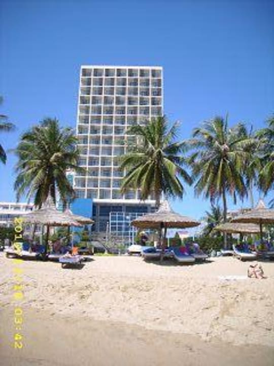 Vom Strand aus gesehen. Novotel Nha Trang
