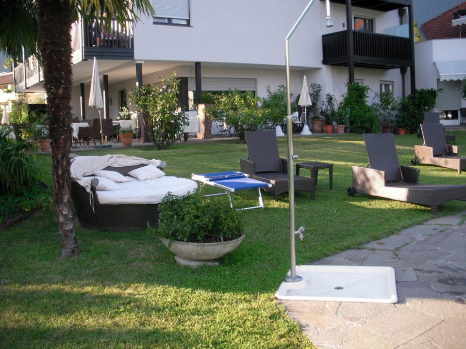 Rund um den Pool Garni-Hotel Minigolf