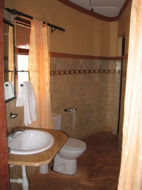 Zimmer Hotel Amboseli Sopa Lodge