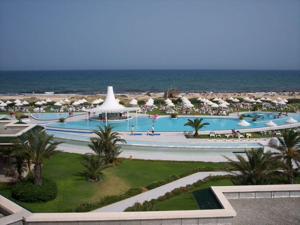 Pool Iberostar Waves Averroes