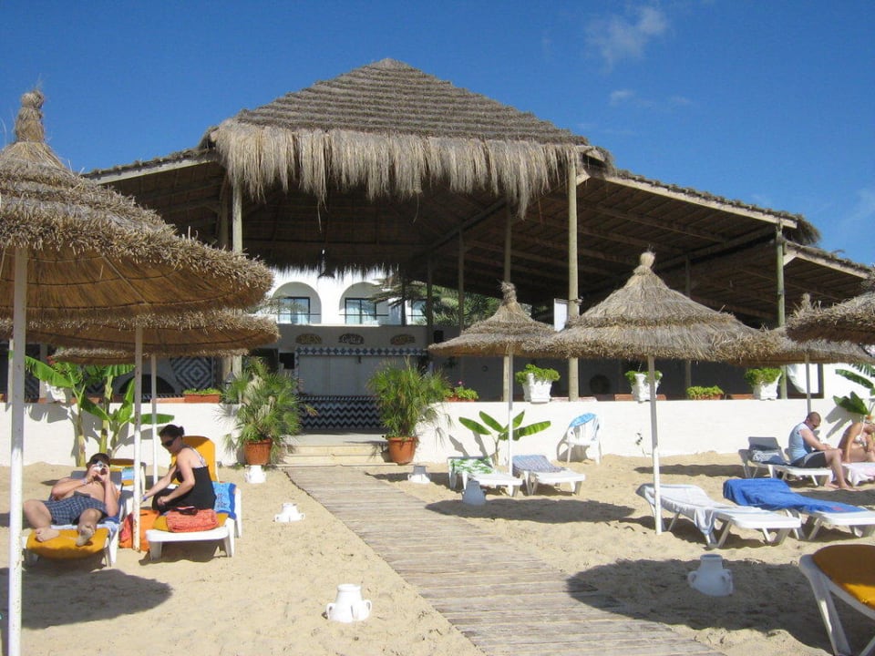 Beachbar Hotel Royal Nozha