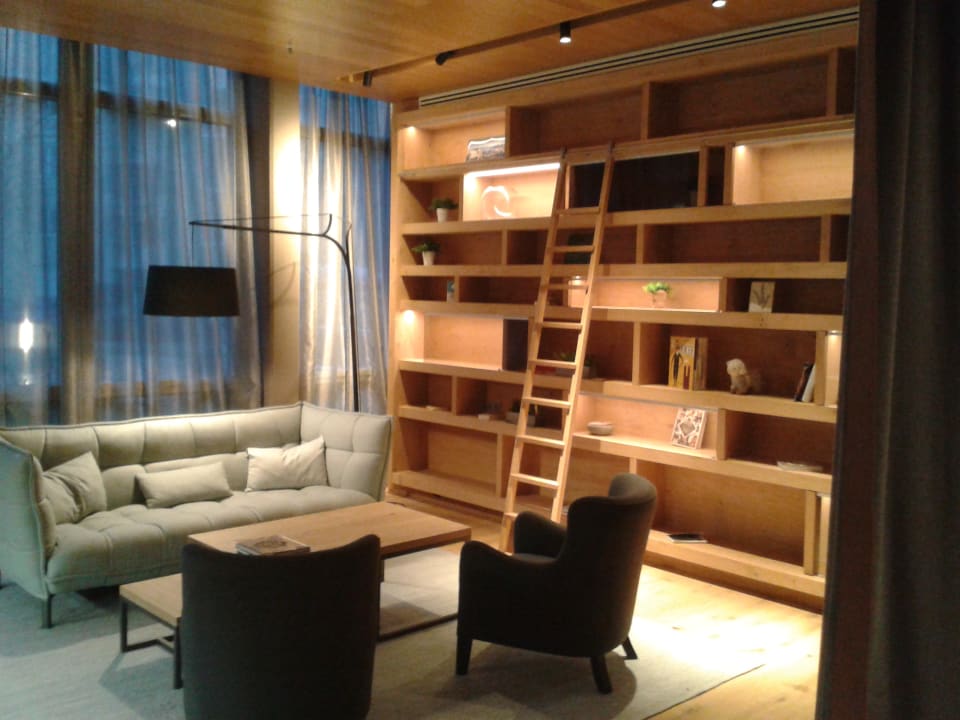 Lobby Steigenberger Hotel München