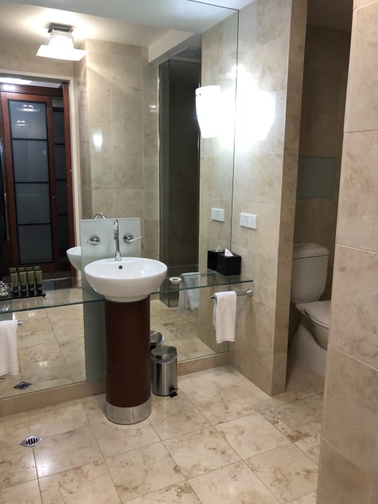 Zimmer Peppers Waymouth Hotel