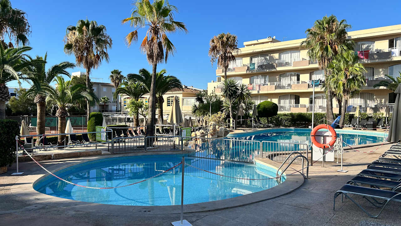 Pool Club Simó Hotel by Senator