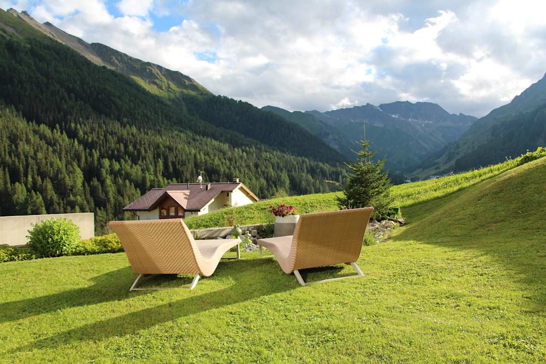 Schöne Aussicht Apartments Lischana