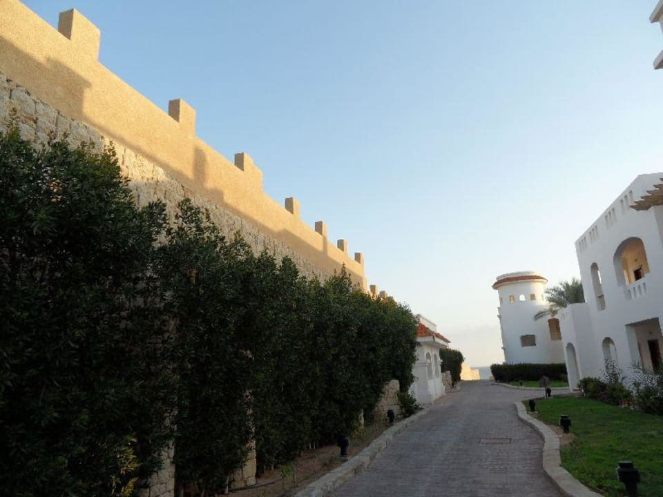 Uliczka Hotel Continental Plaza Beach