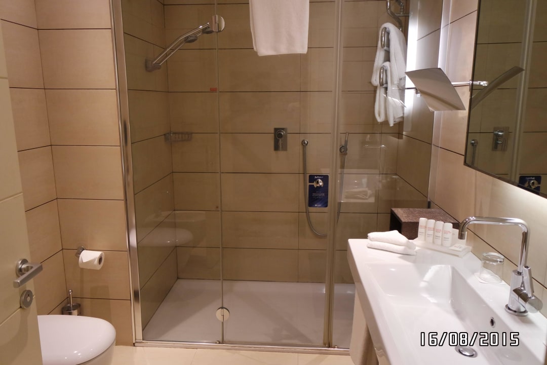 Herrliche Dusche Radisson Blu Hotel Milan