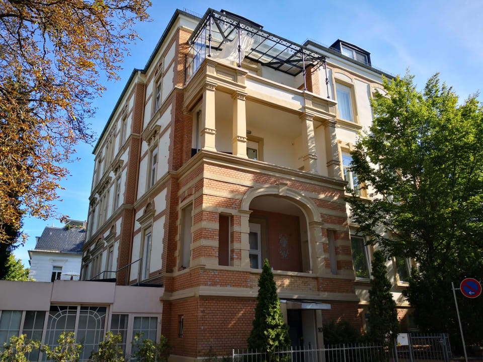 Außenansicht Villa Uhland