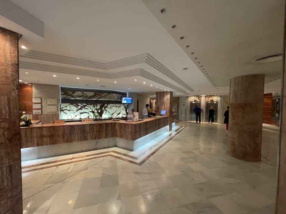 Lobby Hotel Serrano Palace