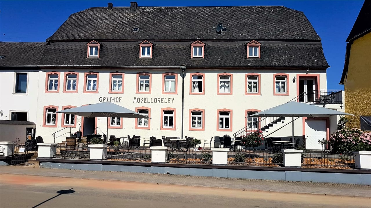 Außenansicht Gasthaus Moselloreley