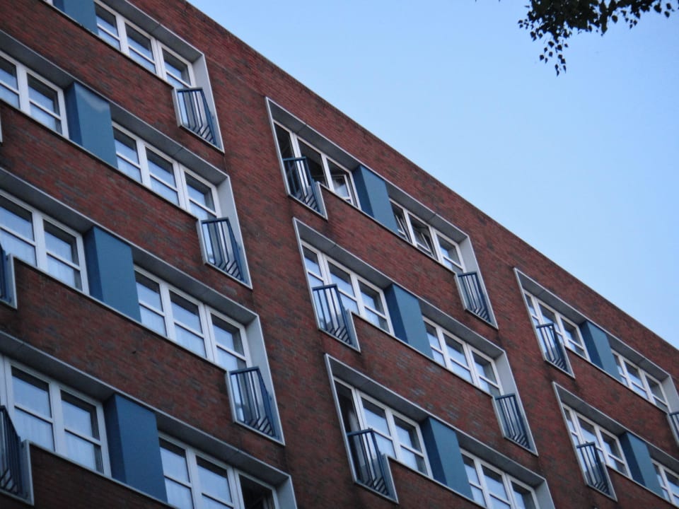 Hintergebäude Steigenberger Conti Hansa