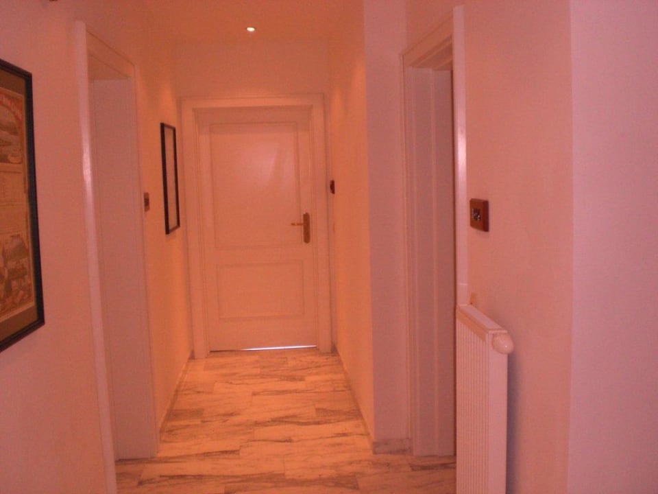 Flur im 1. OG Pension Gatternig