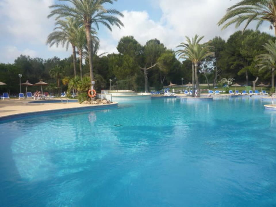 Großer Pool, tiefste Stelle 2m Hotel Exagon Park