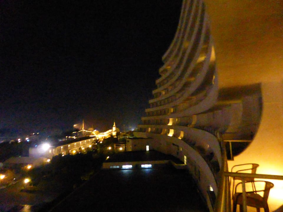 Blick vom Balkon aufs Meer Hotel Miracle Resort