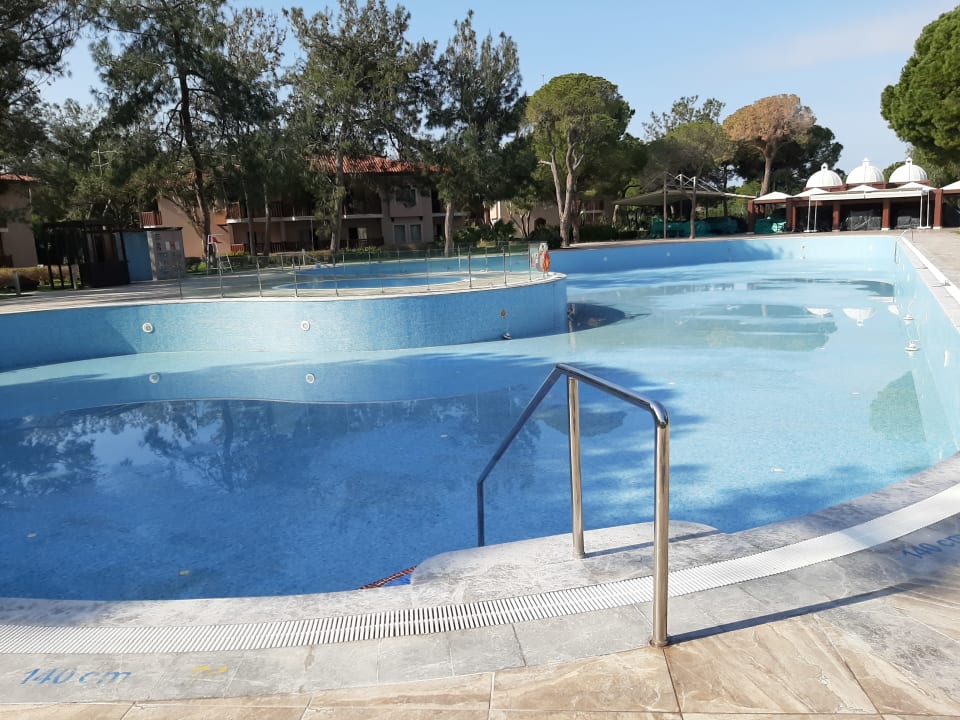 Pool Xanadu Resort Hotel