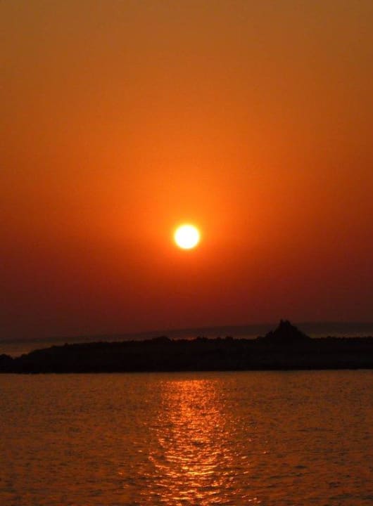 Sonnenaufgang ab 6.00 Uhr morgens Arabia Azur Resort