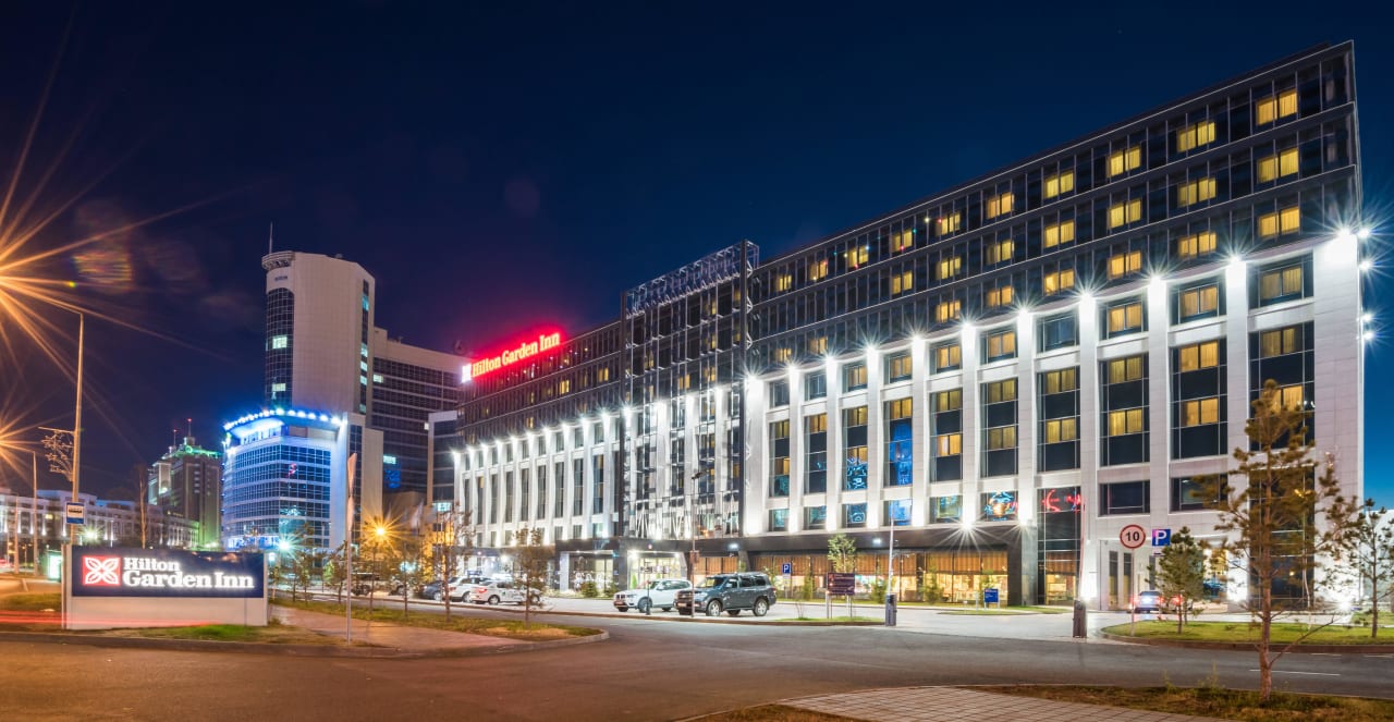 Hotel at night Hilton Garden Inn Astana