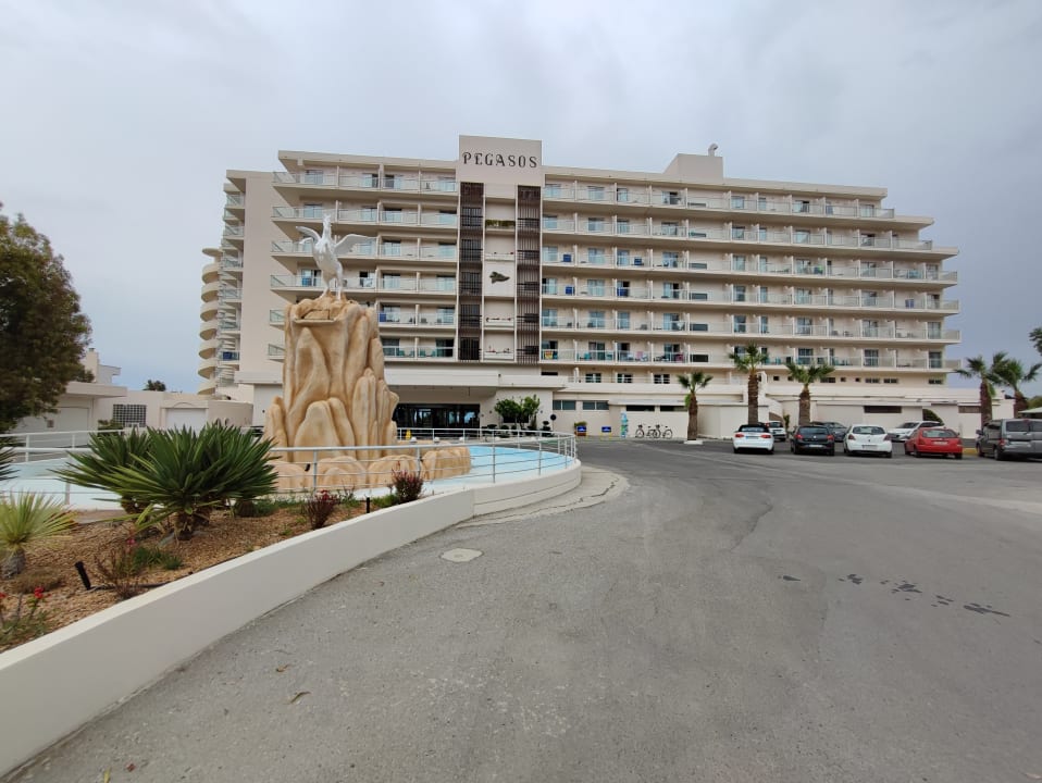 Außenansicht Pegasos Deluxe Beach Hotel