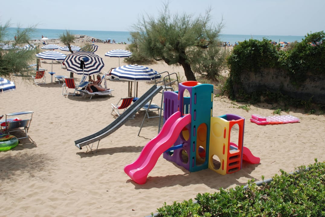 Kleiner Spielplatz des Hotels Hotel Fenix