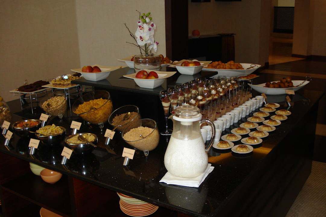 Frühstücksbuffet Radisson Blu Resort Fujairah