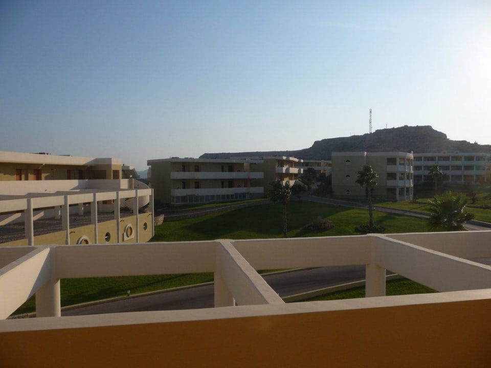 Aussicht vor der Zimmertür Nr. 706 Hotel Kalithea Horizon Royal