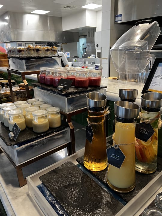 Gastro voco Dubai The Palm by IHG