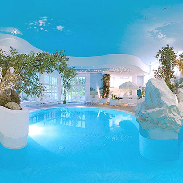 Indoor-Pool Hotel Plattenhof Lech