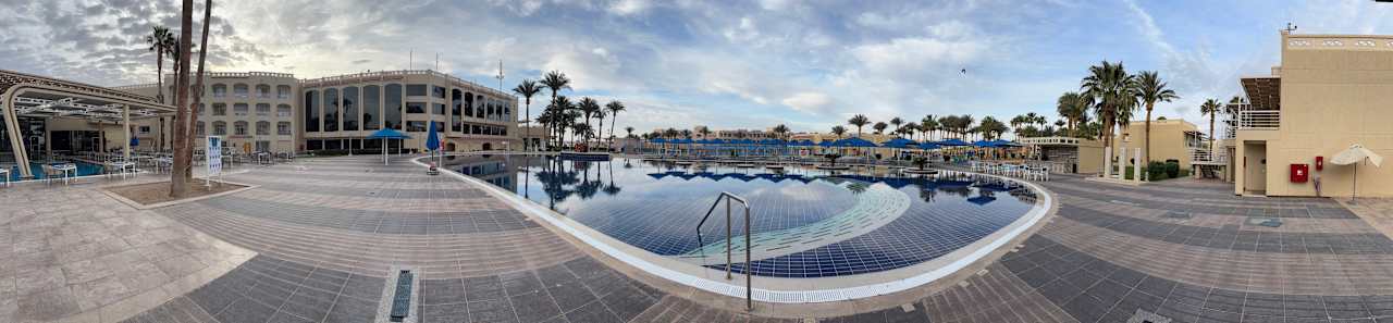 Pool Beach Albatros Resort